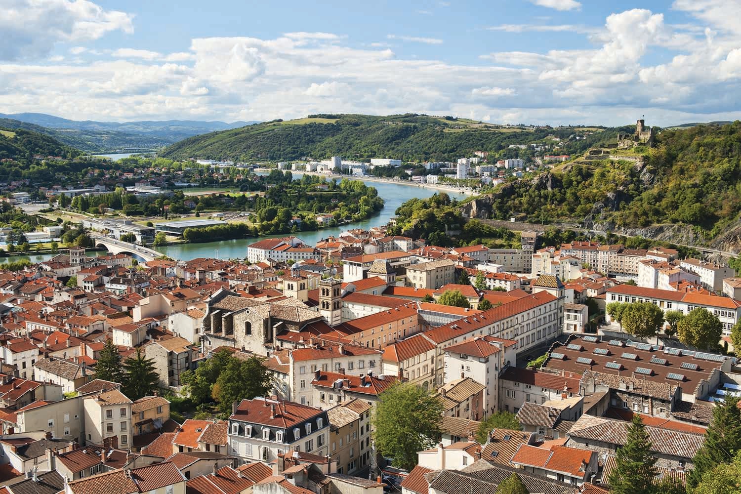 /Assets/CruiseGallery/Thumb/provencespain_vienne_ss_118308307_gallery.jpg